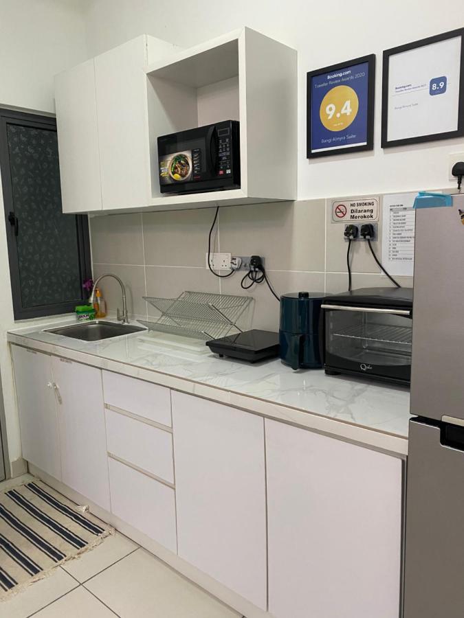 Bangi Almyra Suite Dış mekan fotoğraf