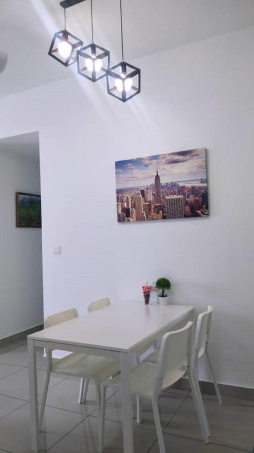 Bangi Almyra Suite Dış mekan fotoğraf